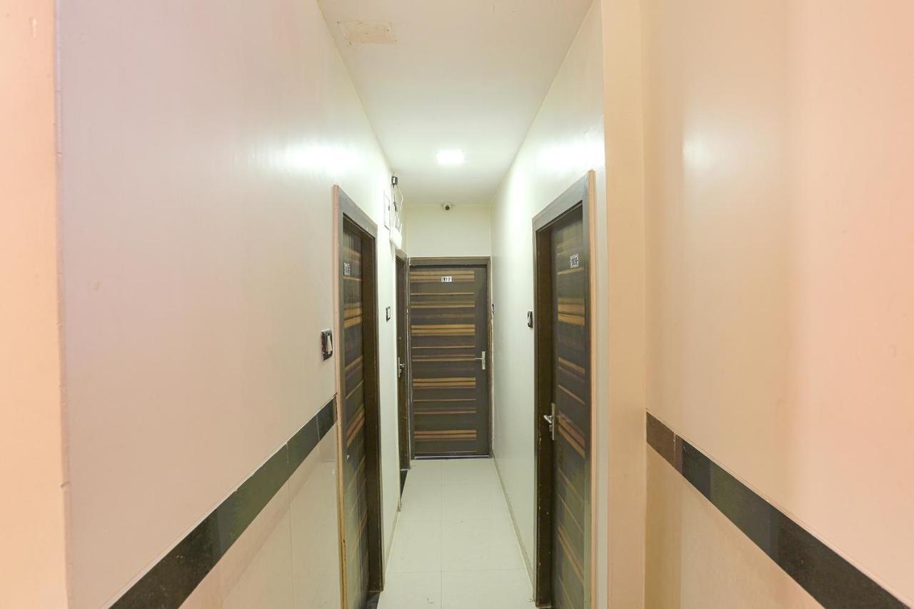 Hotel Aksa Powai Мумбаи Экстерьер фото