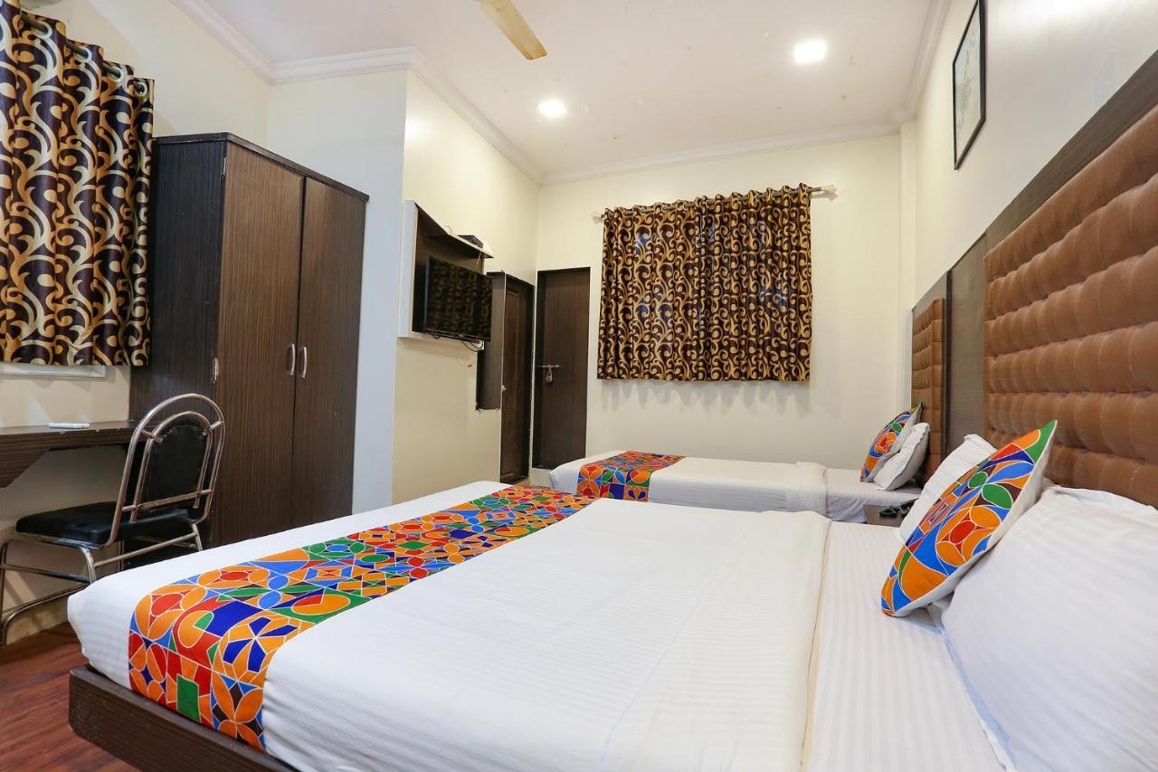 Hotel Aksa Powai Мумбаи Экстерьер фото
